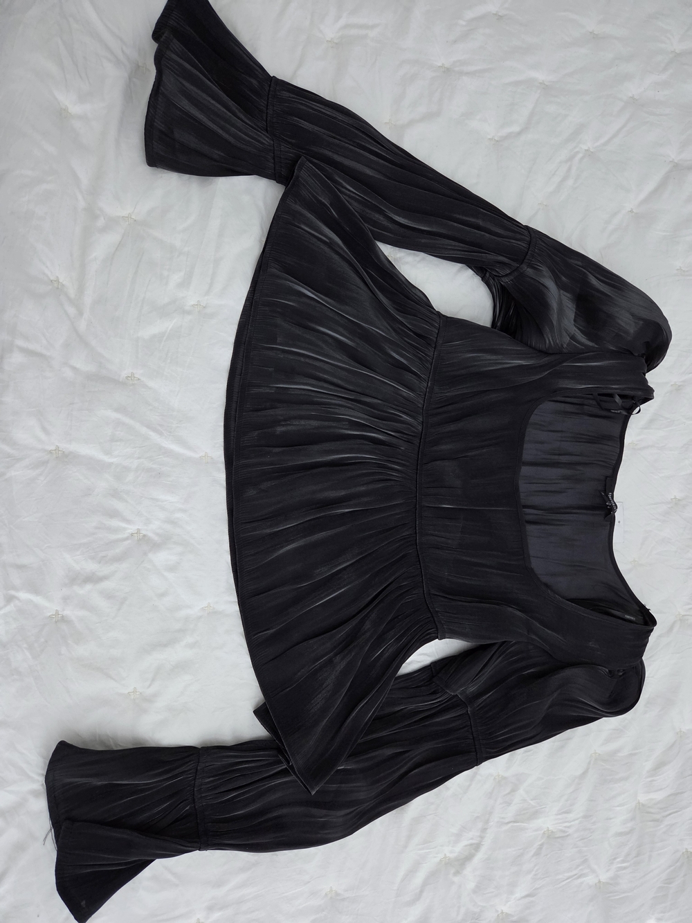 Forever 21 Black Pleated Peplum Babydoll Long-Sleeve Top